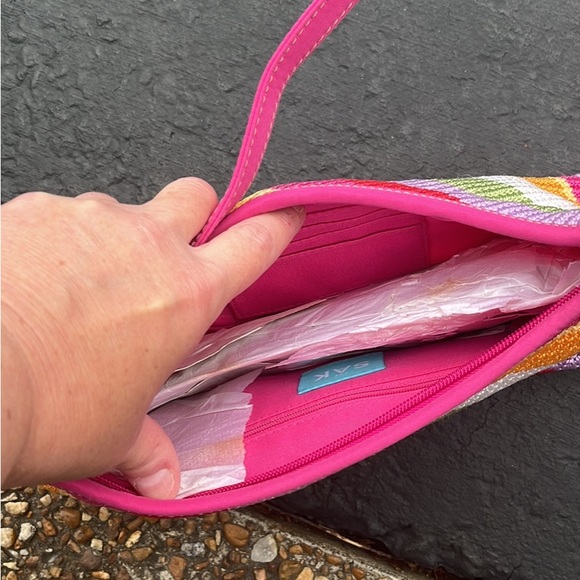SAK purse.  New - Picture 2 of 2
